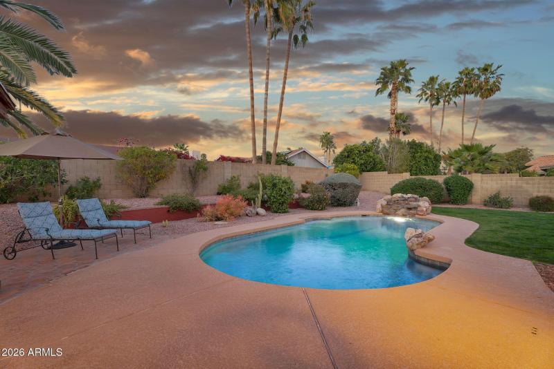 43-web-or-mls-16E Beck Ln