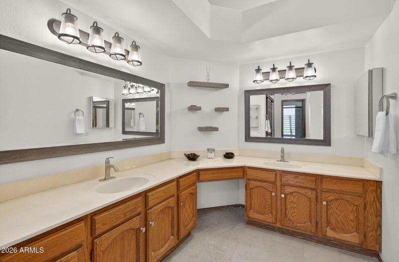 32-web-or-mls-52E Beck Ln