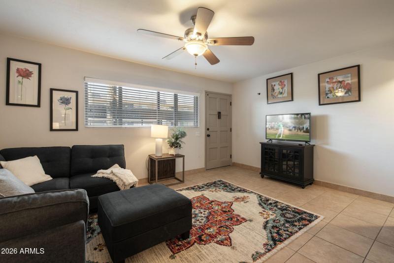 4-web-or-mls-7436-e-chaparral-rd-149b