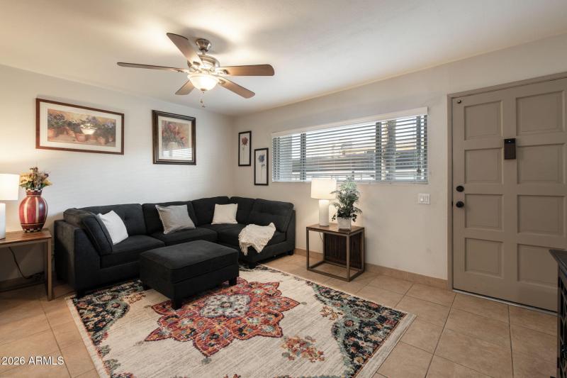 6-web-or-mls-7436-e-chaparral-rd-149b