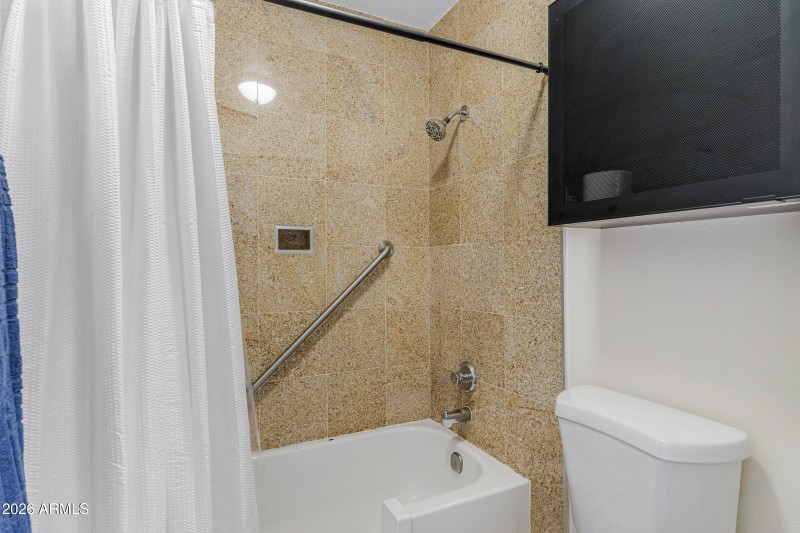 1231 E Bluebell Ln-21