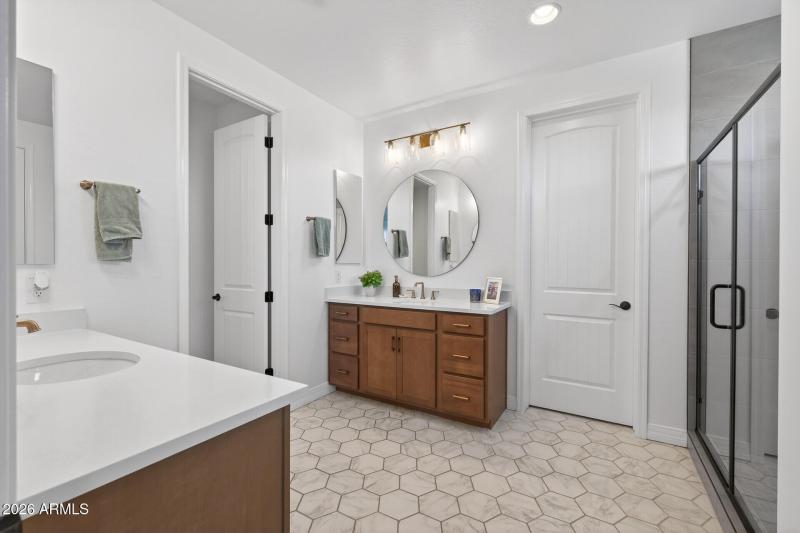 30_20076_W_Campbell_Ave30_mls