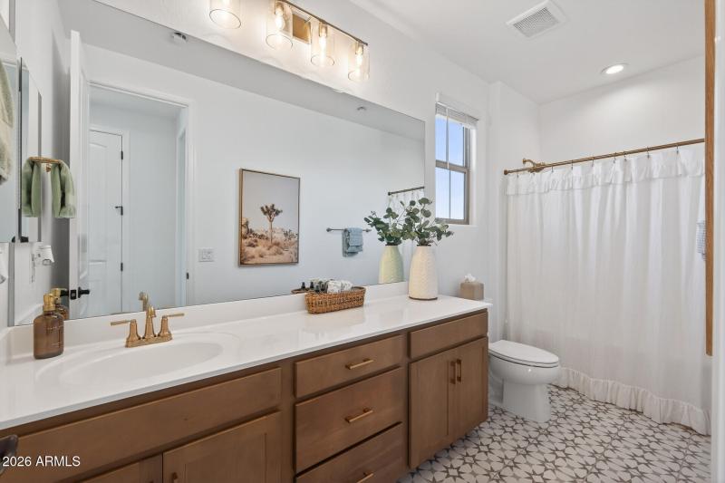 37_20076_W_Campbell_Ave37_mls