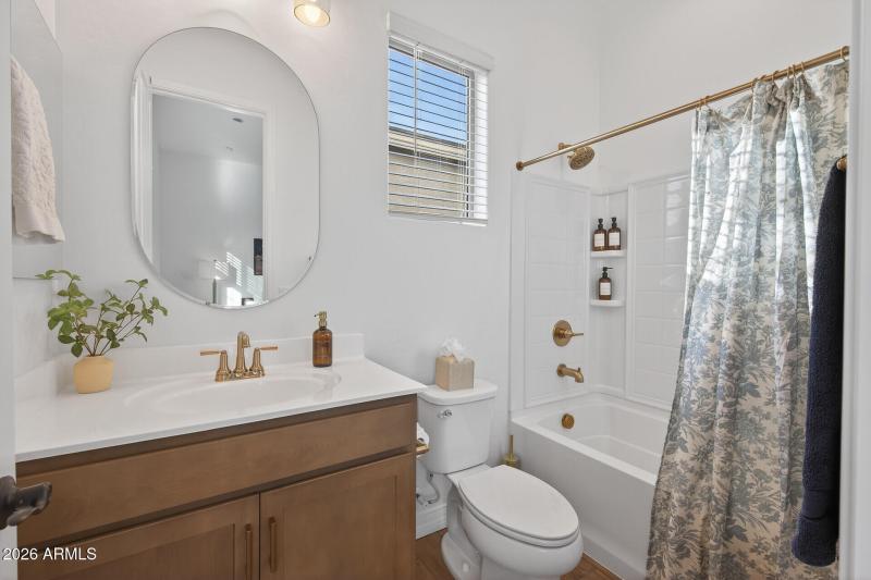 48_20076_W_Campbell_Ave48_mls