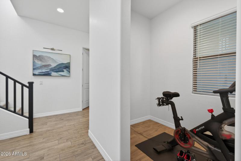 49_20076_W_Campbell_Ave49_mls