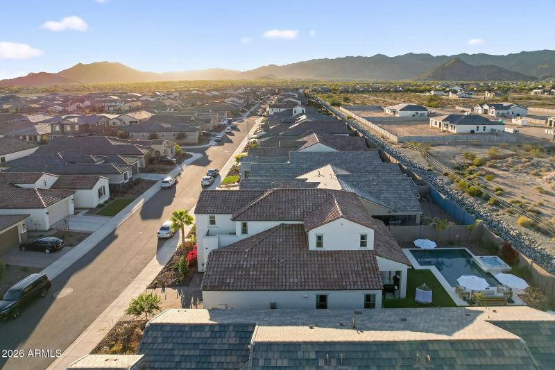 79_20076_W_Campbell_Ave79_mls