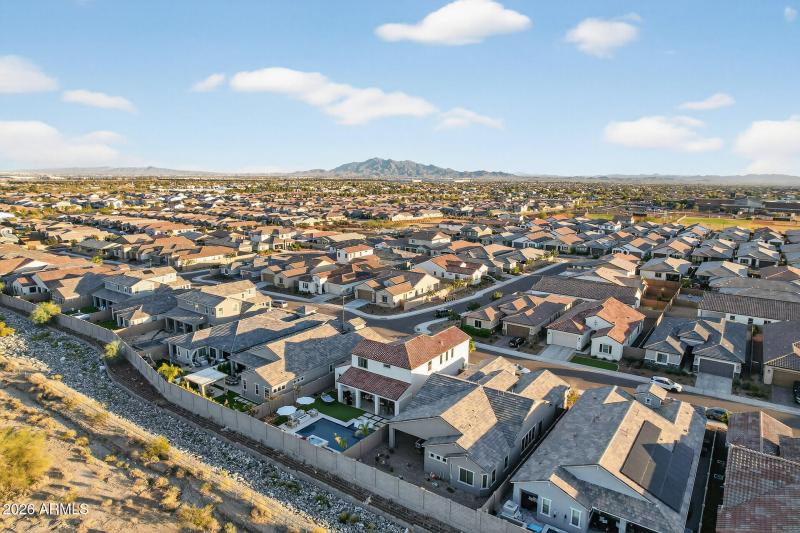 85_20076_W_Campbell_Ave85_mls