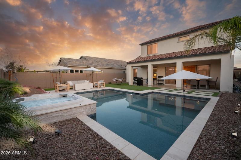 105_20076_W_Campbell_Art13_mls