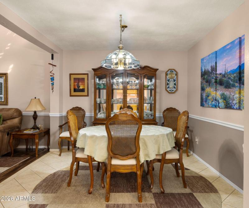 10-web-or-mls-Dining Room2