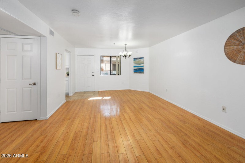 9 family dining & great room