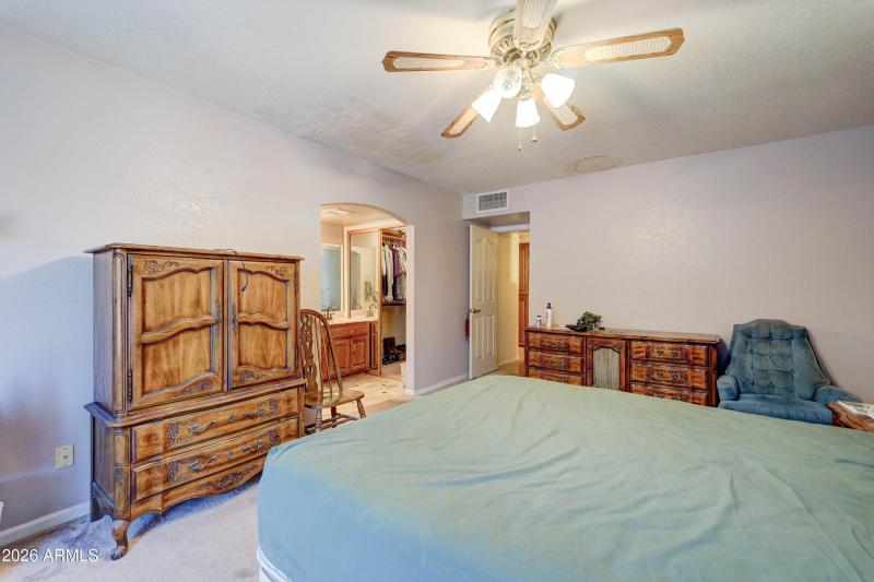 1413 S Norwalk Cir-15