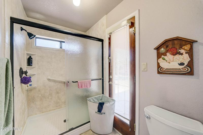 1413 S Norwalk Cir-18