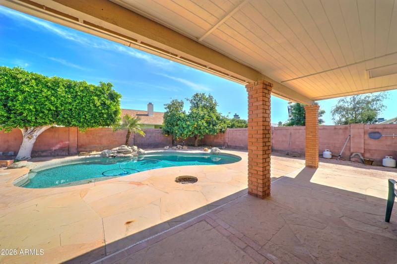 1413 S Norwalk Cir-27