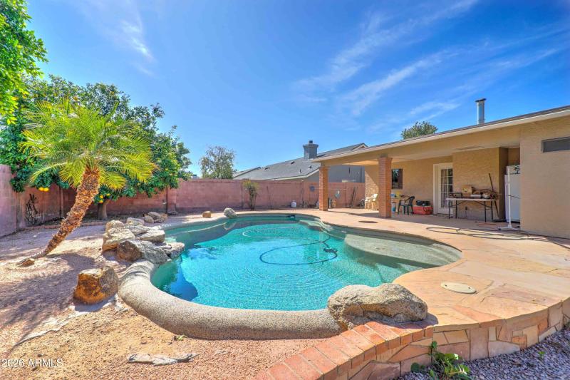 1413 S Norwalk Cir-29