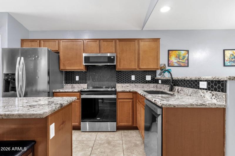 13-web-or-mls-4629-w-carson-rd