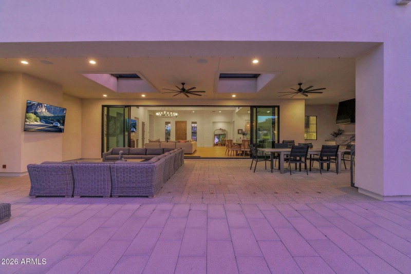 8-web-or-mls-P1536903