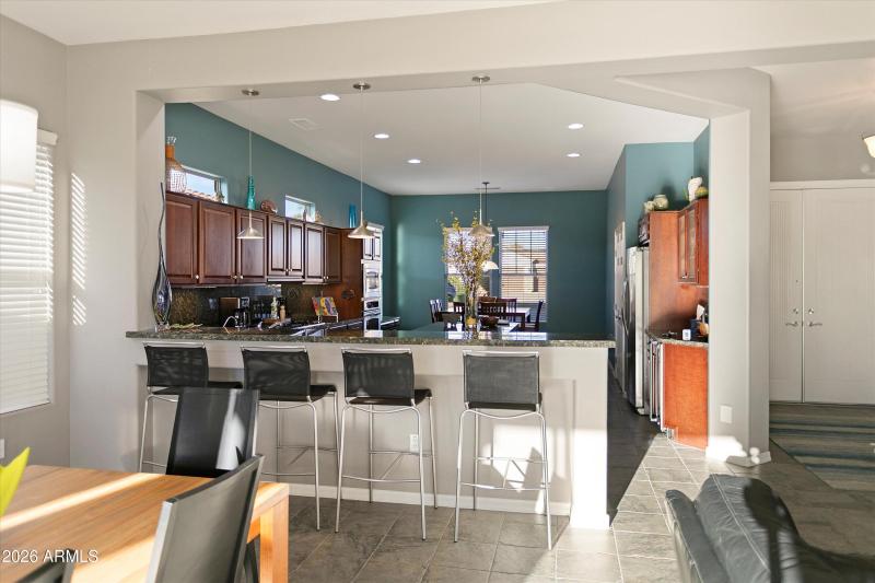 20-16385 W Glacier Ct