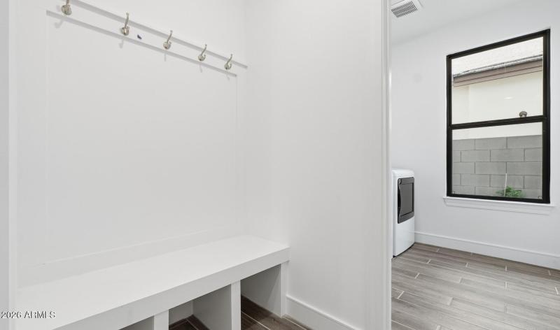 Viviendo Lot #26 HovHall (Large)