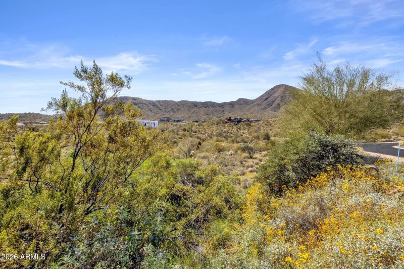 003_Front Corner View