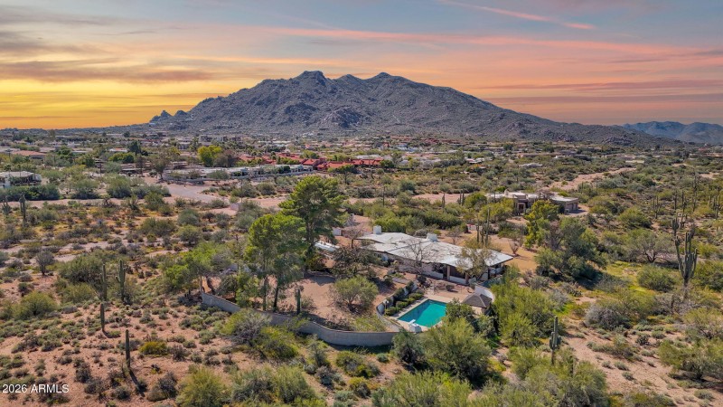 Family Home in the Foothills of Carefree