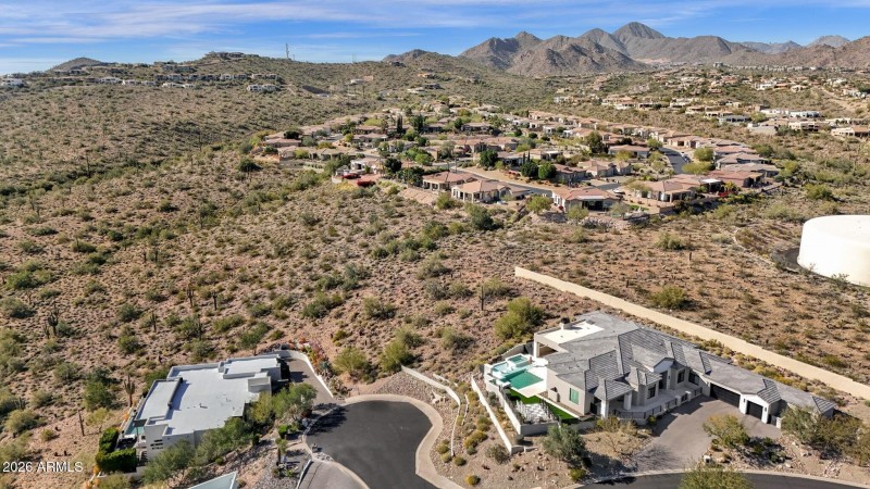 010_Cul De Sac LotSurrounding View