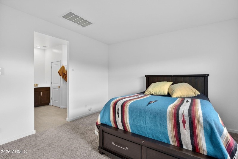 013_20-web-or-mls-20-web-or-mls-37w_sunl