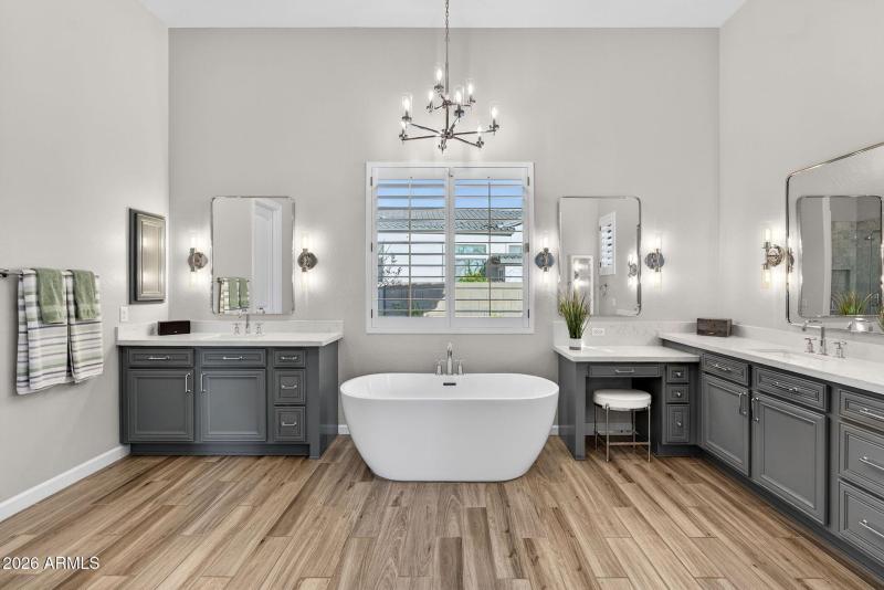 037_45-web-or-mls-57e_melissa_pl_327