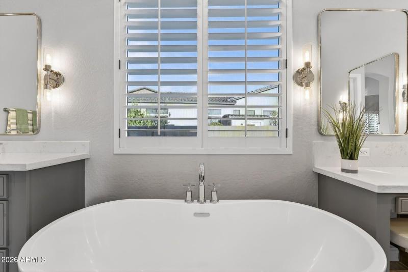 042_49-web-or-mls-62e_melissa_pl_412