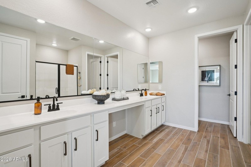 34-web-or-mls-Homesteaders Rd-S2002-034