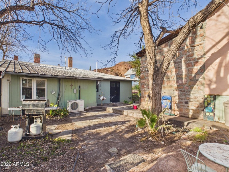 CAM03379G0-PR0182-STILL030