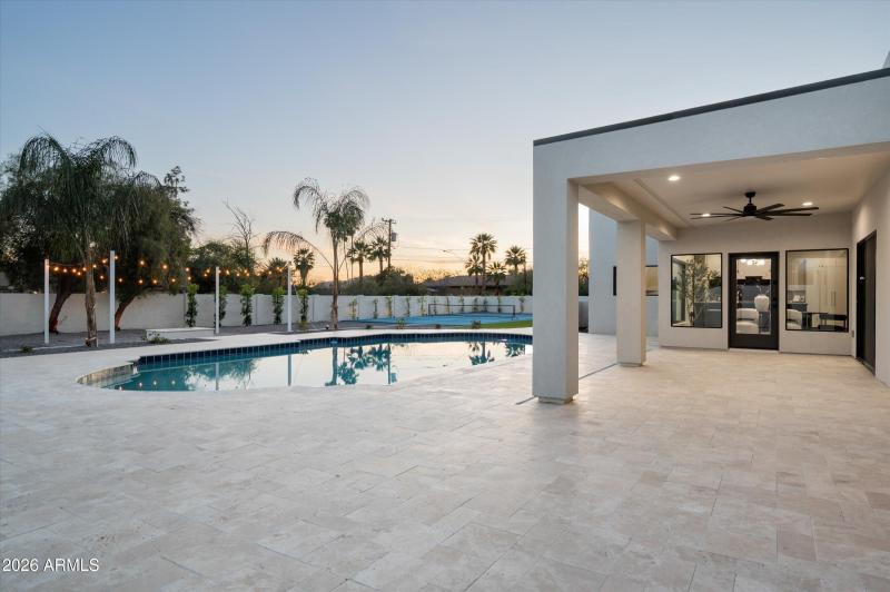 40-7121ELarkspurDr-40