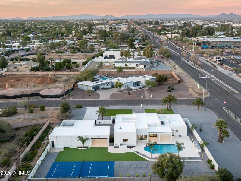 54-7121ELarkspurDr-54