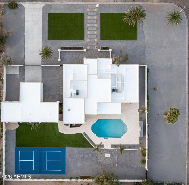 55-7121ELarkspurDr-55