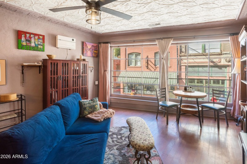 Apartment Main Room 3