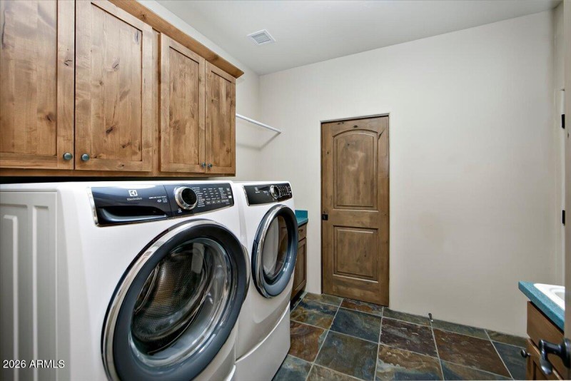 31-Laundry Room