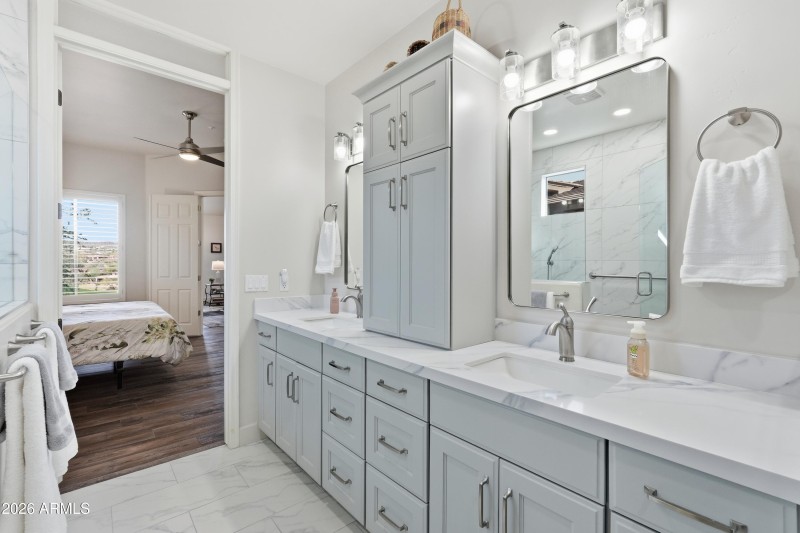 Fully Remodeled Primary Bath