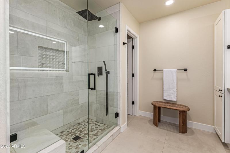 Primary bath w/ Marble shower