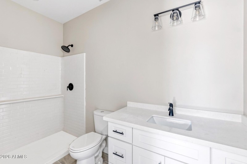 240 Valerie Lane-082131