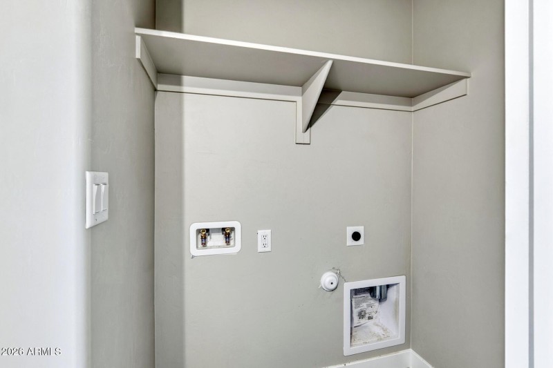 240 Valerie Lane-082096