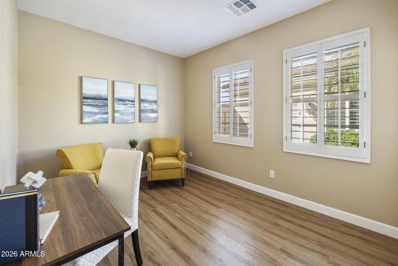 22-23225 N Hank Raymond Dr