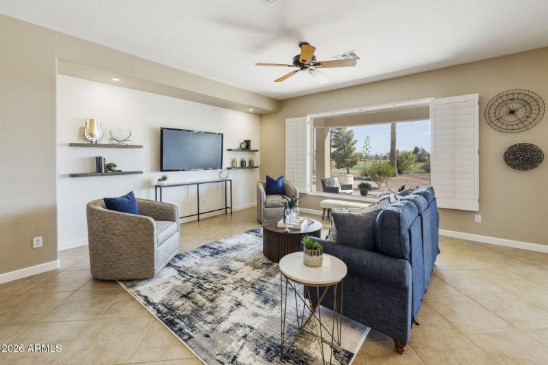 38-23225 N Hank Raymond Dr