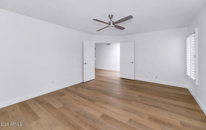 8151 E Del Joya Dr-large-015-011-TOD7921