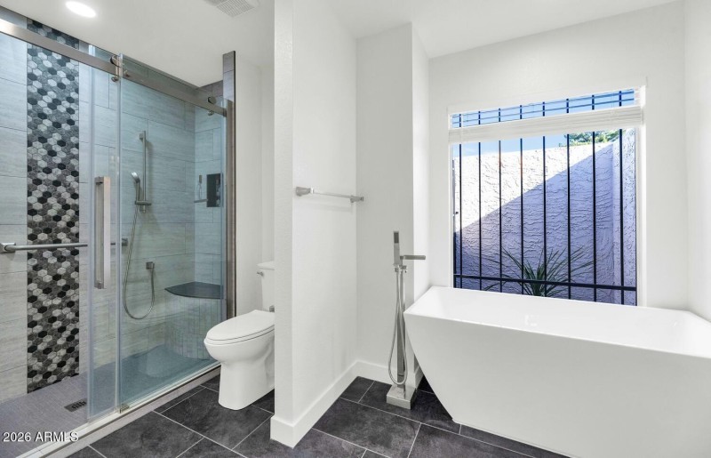 8151 E Del Joya Dr-large-017-022-TOD7923