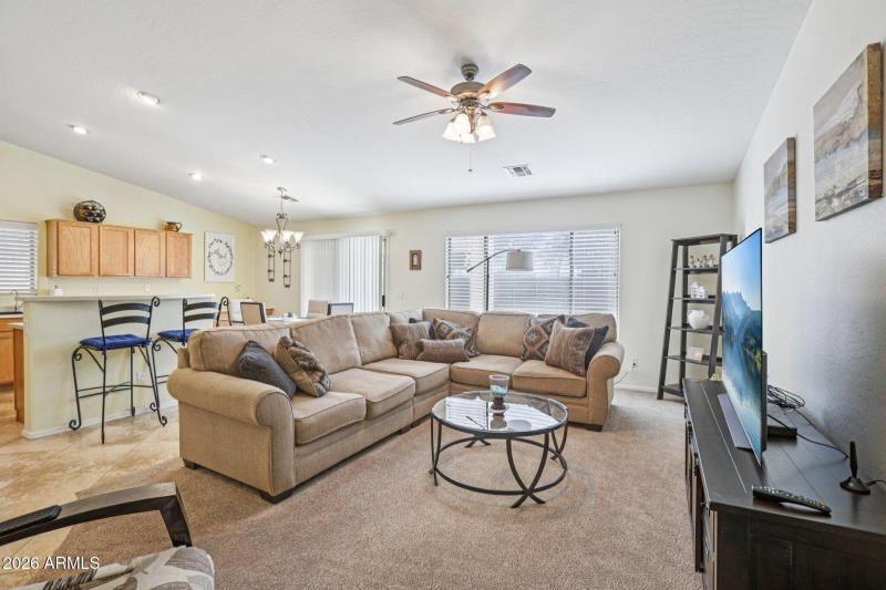 6-web-or-mls-E Aloe Pl-S2702-006