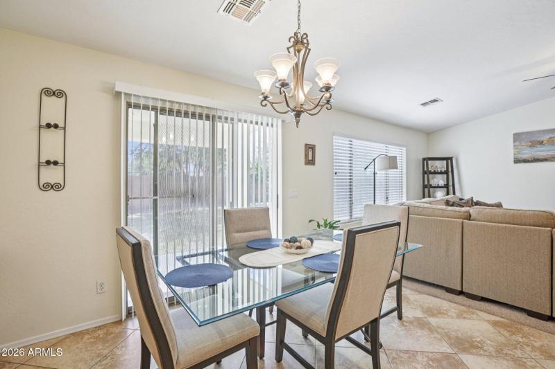 9-web-or-mls-E Aloe Pl-S2702-009