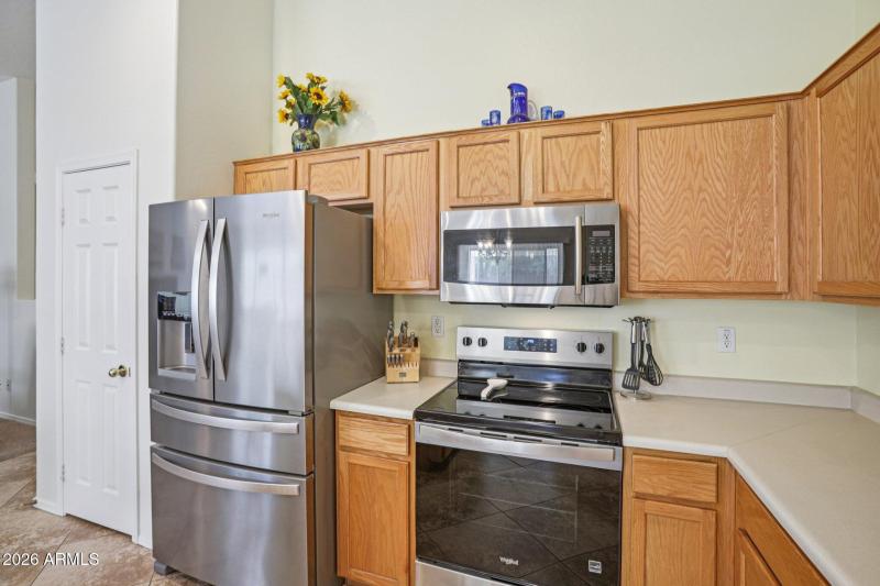 15-web-or-mls-E Aloe Pl-S2702-015