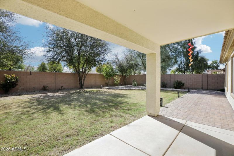28-web-or-mls-E Aloe Pl-S2702-028