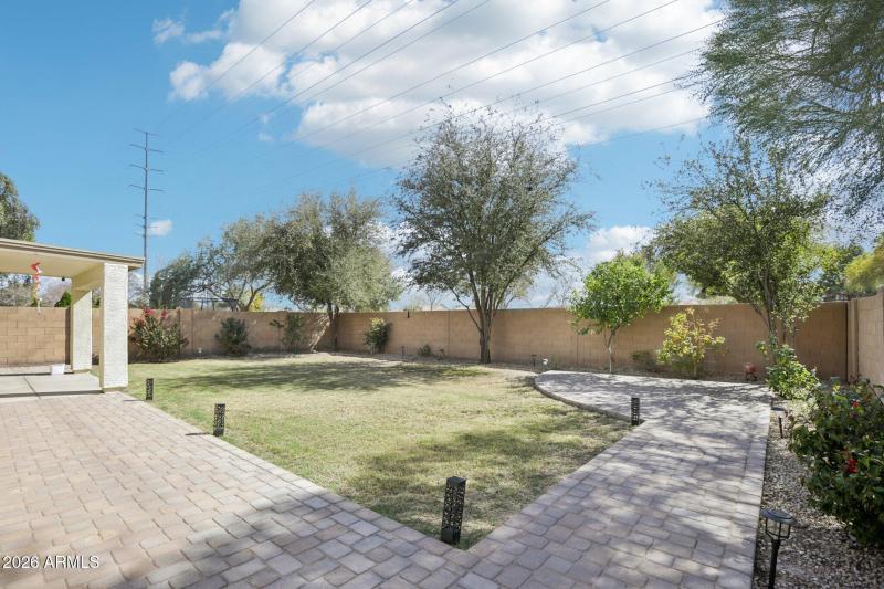 29-web-or-mls-E Aloe Pl-S2702-029