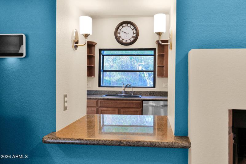 21-web-or-mls-P1536644