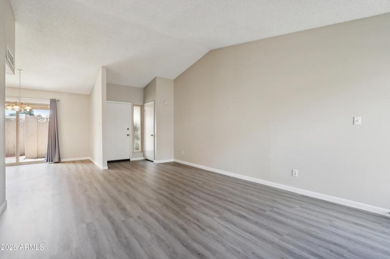 8-print-W Continental Dr-S2702-008